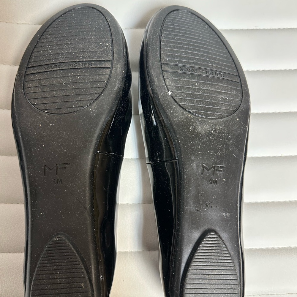 Marc Fisher Black Women's Shoes - Picture 3 of 6